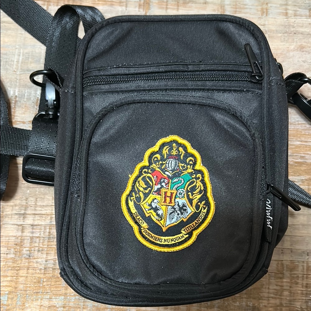 Harry Potter Ju-Ju-Be Mini Bags Hogwarts  with Durable Design. New w/o tags.